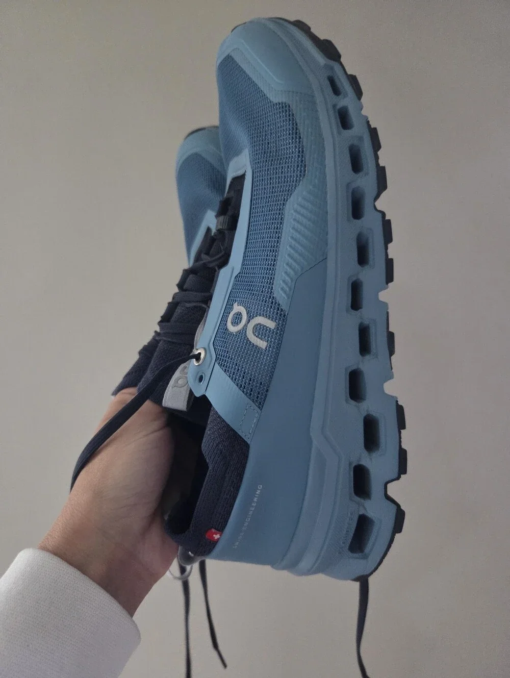 On-Running Cloudultra Men's OnCloud Running Shoes Sneakers Size 10 EUC
